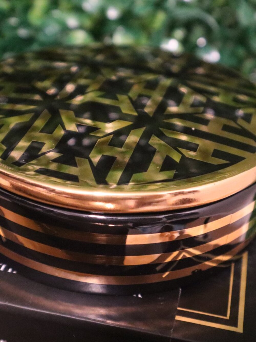 Johnathan Adler for India Hicks Beetle Collection, 3 Piece Set, Tray Catchall - Picture 5 of 8